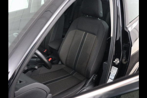 Volkswagen T-Roc 1.0 TSI Style | Carplay | Adaptive cruise | Parkeerhulp | Climate control | Bluetooth | 17'' lichtmetalen velgen