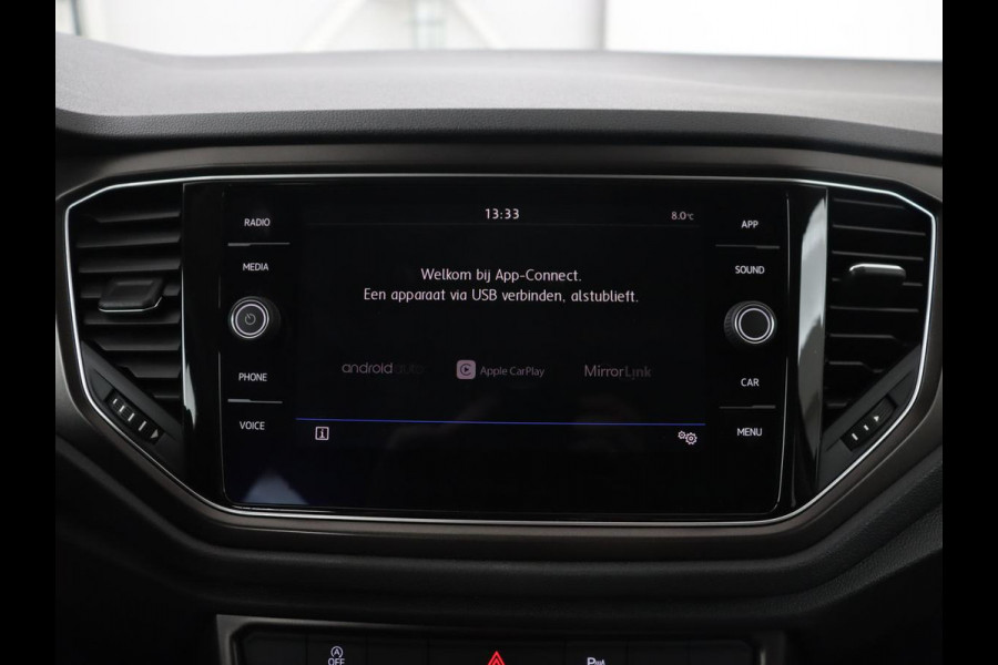 Volkswagen T-Roc 1.0 TSI Style | Carplay | Adaptive cruise | Parkeerhulp | Climate control | Bluetooth | 17'' lichtmetalen velgen