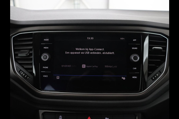 Volkswagen T-Roc 1.0 TSI Style | Carplay | Adaptive cruise | Parkeerhulp | Climate control | Bluetooth | 17'' lichtmetalen velgen