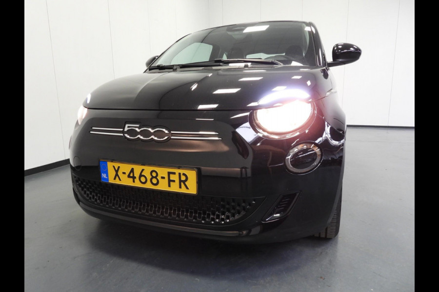 Fiat 500 Urban 42 kWh NAVI-APP/CLIMA/CRUISE!