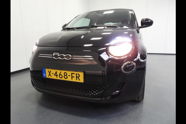 Fiat 500 Urban 42 kWh NAVI-APP/CLIMA/CRUISE!