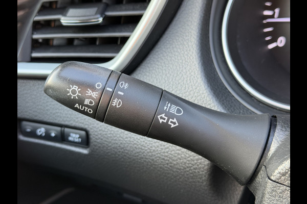 Nissan QASHQAI 1.3 DIG-T N-Connecta / Camera / Parkeersensoren / Trekhaak 1.300KG / Panoramadak / Carplay