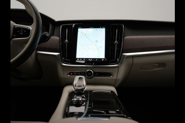 Volvo V90 T6 AWD Plus Bright Plug In Hybrid 350pk Dealer O.H. PHEV | Trekhaak Af Fabriek | Adaptive Cruise | Camera | Lederen Sportstoelen Memory & Verwarmd | Google Assistent | Apple Carplay | Keyless | Virtual | Blis | Navigatie | DAB |