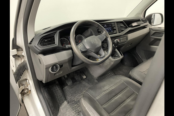 Volkswagen Transporter 2.0 TDI L2H1 110PK T6.1 Airco Cruise Control Apple CarPlay/MirrorLink Trekhaak