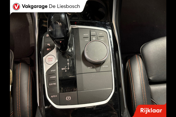 BMW 3 Serie Touring 330e eDrive Edition / Leder / LED / Trekhaak / cruise-control