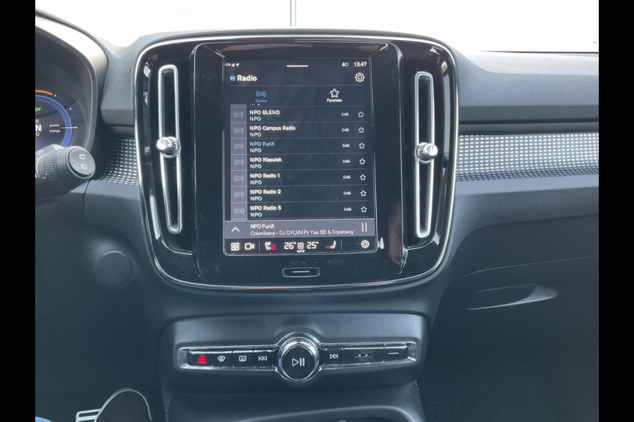 Volvo XC40 Recharge P8 AWD R-Design Carplay Adapt.Cruis Stoelverw. Elektr a.klep