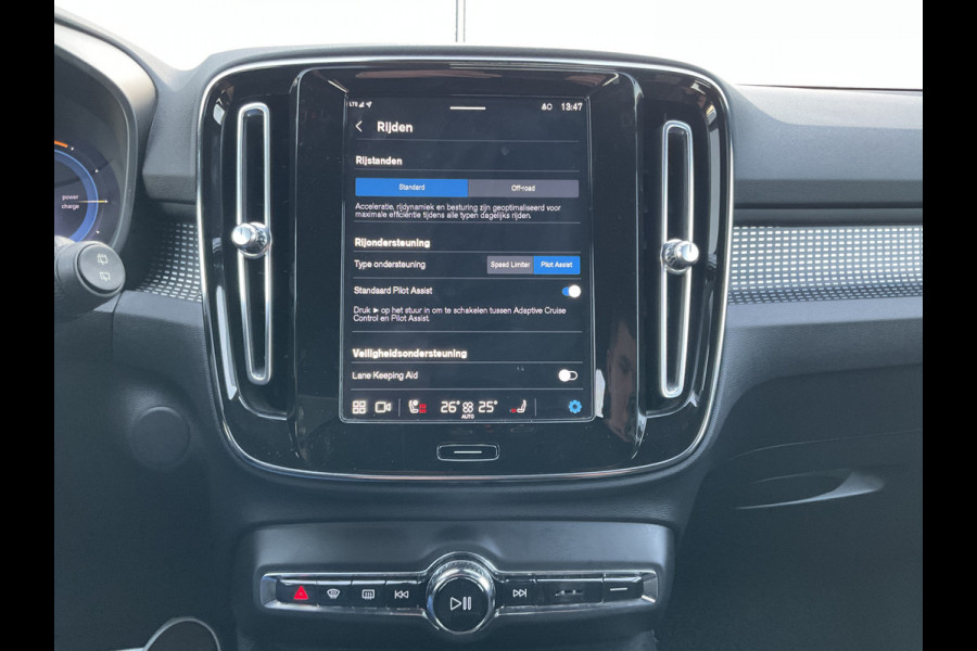 Volvo XC40 Recharge P8 AWD R-Design Carplay Adapt.Cruis Stoelverw. Elektr a.klep