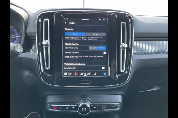 Volvo XC40 Recharge P8 AWD R-Design Carplay Adapt.Cruis Stoelverw. Elektr a.klep