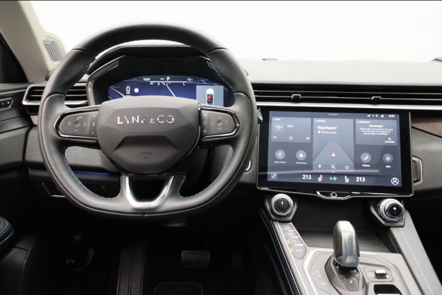 Lynk & Co 01 1.5 261PK Plug-in Hybrid *Trekhaak* Pano/dak Apple/Carplay Adaptive/Cruise
