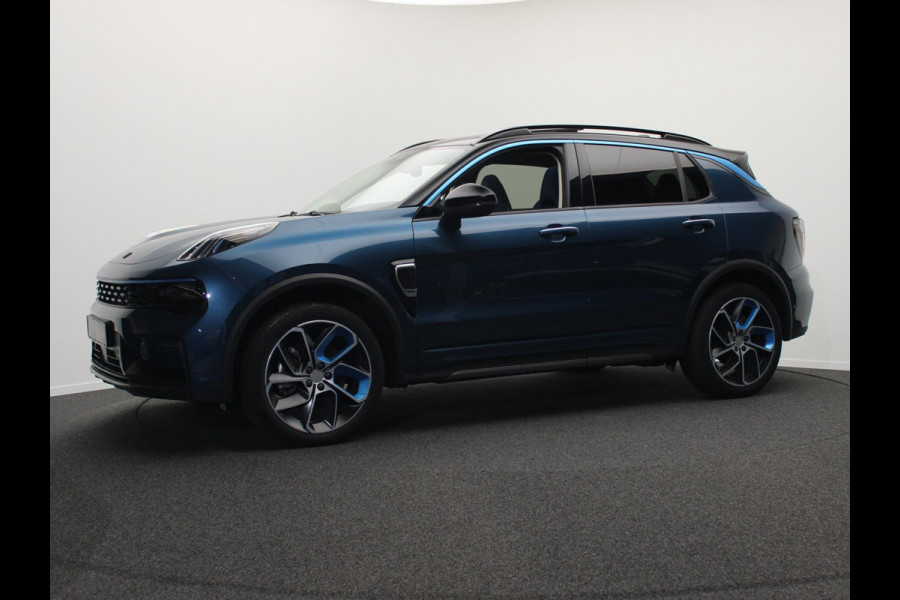 Lynk & Co 01 1.5 261PK Plug-in Hybrid *Trekhaak* Pano/dak Apple/Carplay Adaptive/Cruise