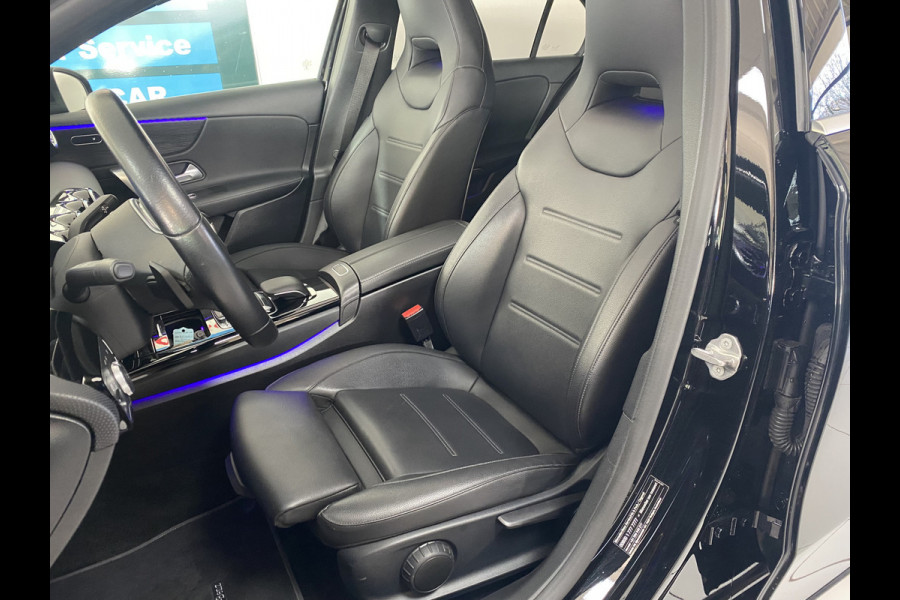 Mercedes-Benz A-Klasse 220 Launch Edition Premium Panoramadak / Leer / Trekhaak /19 inch velgen