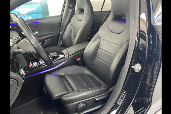 Mercedes-Benz A-Klasse 220 Launch Edition Premium Panoramadak / Leer / Trekhaak /19 inch velgen