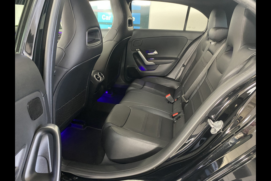 Mercedes-Benz A-Klasse 220 Launch Edition Premium Panoramadak / Leer / Trekhaak /19 inch velgen