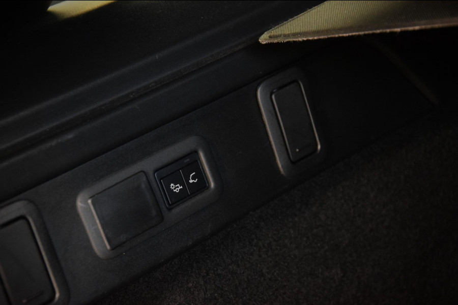 Land Rover Range Rover Velar 2.0 I4 Turbo AWD R-Dynamic SE Panoramadak|Lane-Assist|64800km!!|Leder|Firenze