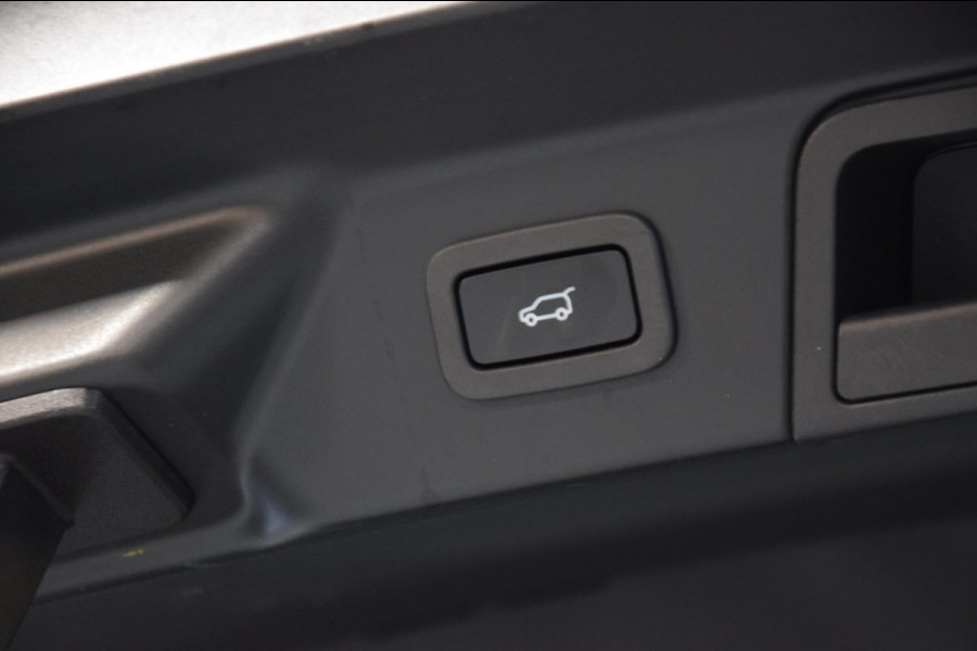 Land Rover Range Rover Velar 2.0 I4 Turbo AWD R-Dynamic SE Panoramadak|Lane-Assist|64800km!!|Leder|Firenze