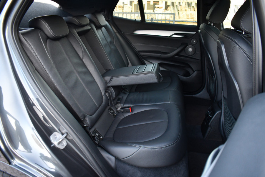 BMW X2 xDrive25e M-Sport Pano ACC H/K HUD El-zetels Camera Carplay