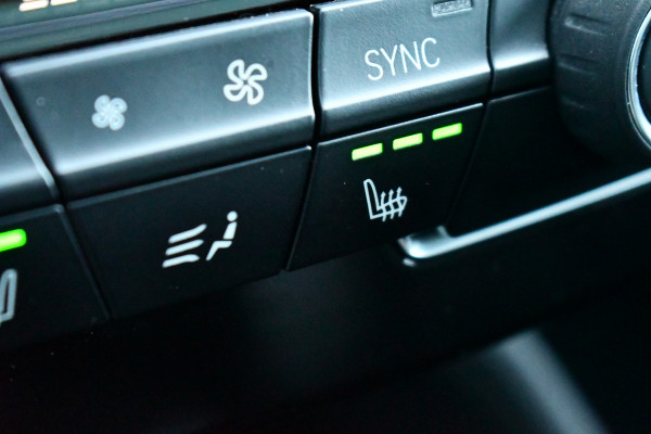 BMW X2 xDrive25e M-Sport Pano ACC H/K HUD El-zetels Camera Carplay