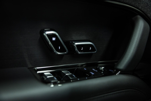 Land Rover Range Rover Sport 3.0 P510e First Edition | Meridian | Stoelverwarming en verkoeling | BTW |