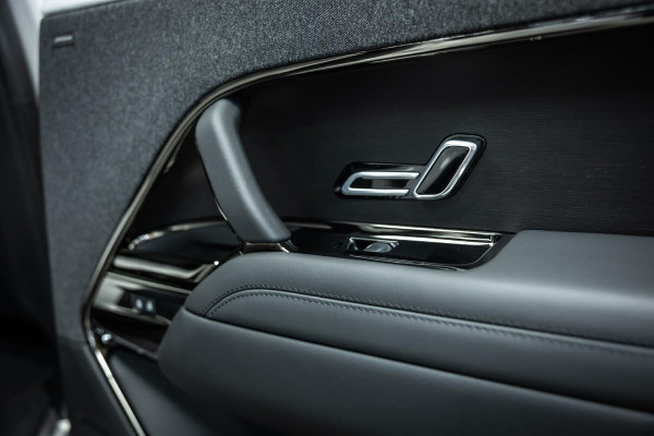 Land Rover Range Rover Sport 3.0 P510e First Edition | Meridian | Stoelverwarming en verkoeling | BTW |