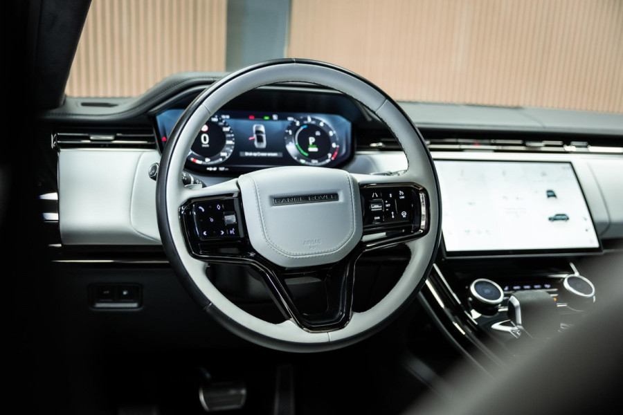 Land Rover Range Rover Sport 3.0 P510e First Edition | Meridian | Stoelverwarming en verkoeling | BTW |