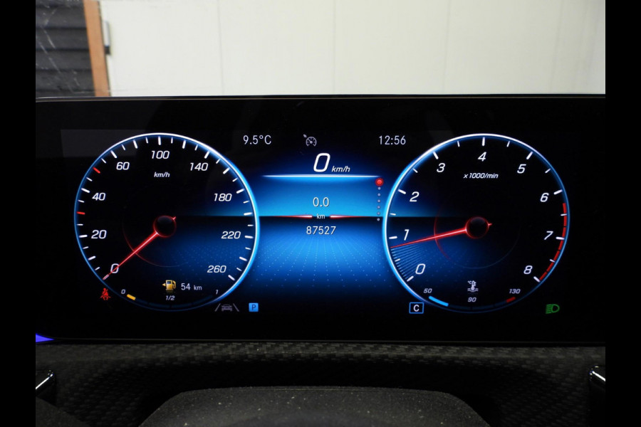 Mercedes-Benz A-Klasse A180 Premium Plus LEER/SCHUIFDAK/SFEER/BURMESTER/17"LMV!