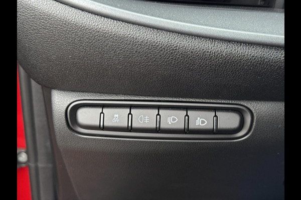 Fiat 500 Electric -RED Edition 24 kWh - 5500 KM Apple CarPlay / Navigatie I LED I Veiligheid Pakket I