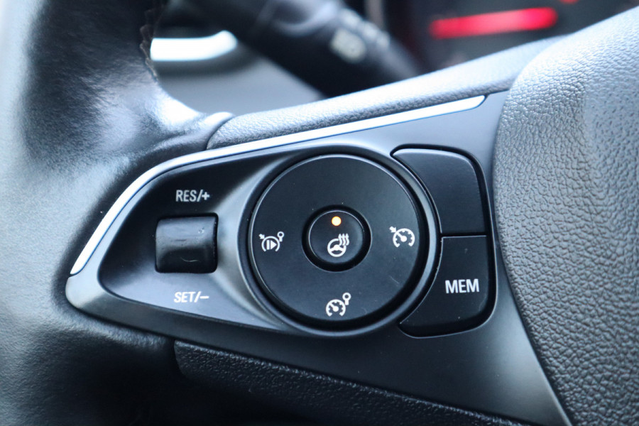 Opel Grandland X 1.2 Turbo Ultimate | Automaat | Stuur + Stoelverwarming | 360 camera |