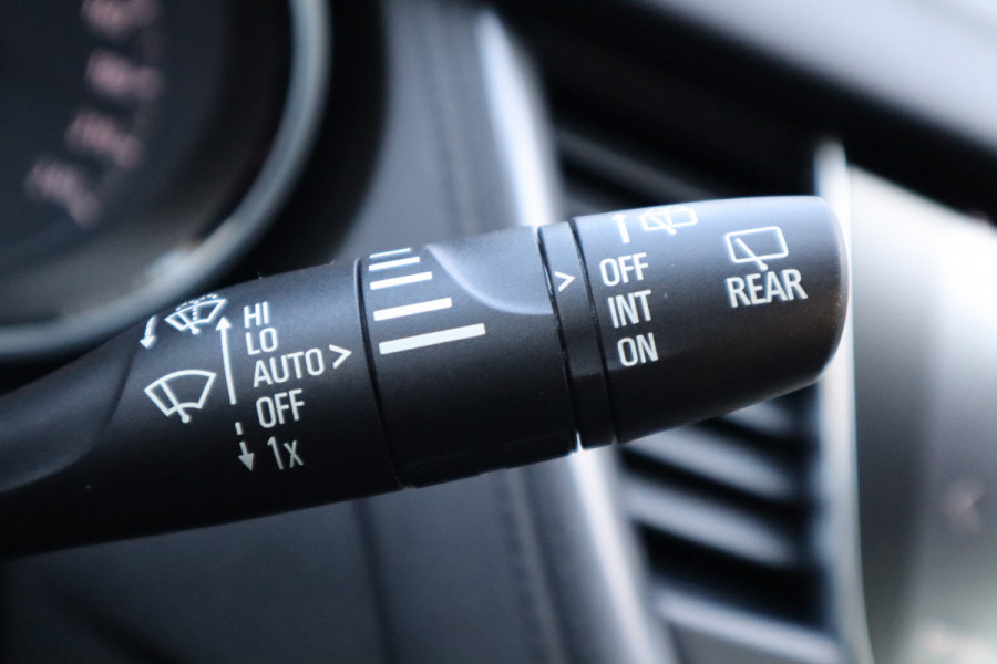 Opel Grandland X 1.2 Turbo Ultimate | Automaat | Stuur + Stoelverwarming | 360 camera |