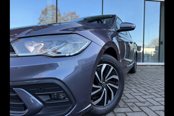 Volkswagen Polo 1.0 TSI Life Business - Automaat - Media Apple/Android - Parkeersensoren - Climate