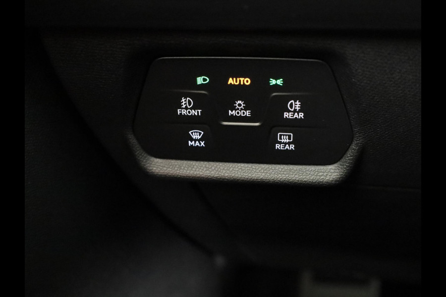 CUPRA Leon Sportstourer 1.4 TSI eHybrid PHEV FR Business Intense 204 pk Automaat (DSG) | Navigatie | Parkeersensoren achter | Autom. airco (3 zones) | Stoelverwarming | Keyless |