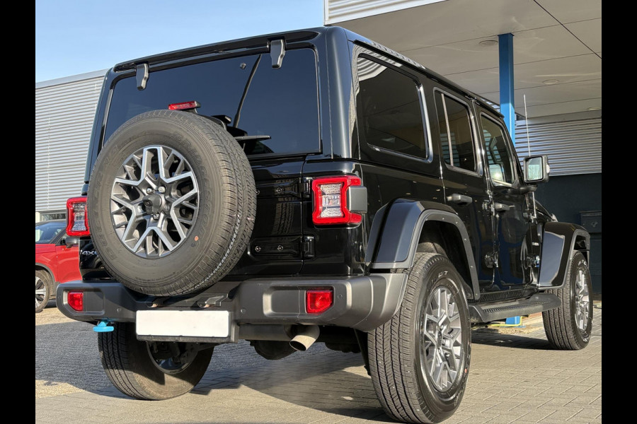 Jeep Wrangler Unlimited 4xe 380pk Sahara PHEV | Leder | Stoel- & Stuurverwarming | Navigatie | Afneembaar Dak |