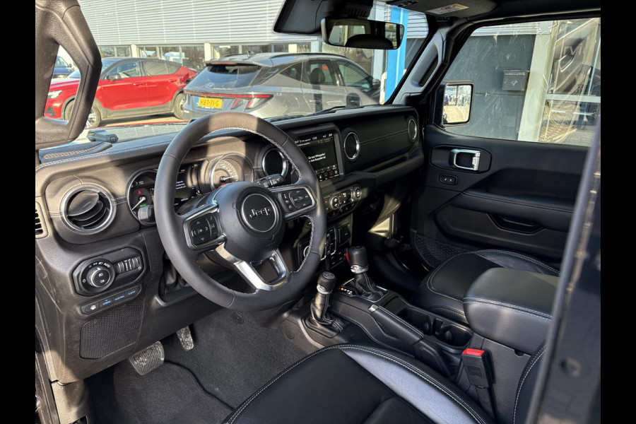 Jeep Wrangler Unlimited 4xe 380pk Sahara PHEV | Leder | Stoel- & Stuurverwarming | Navigatie | Afneembaar Dak |