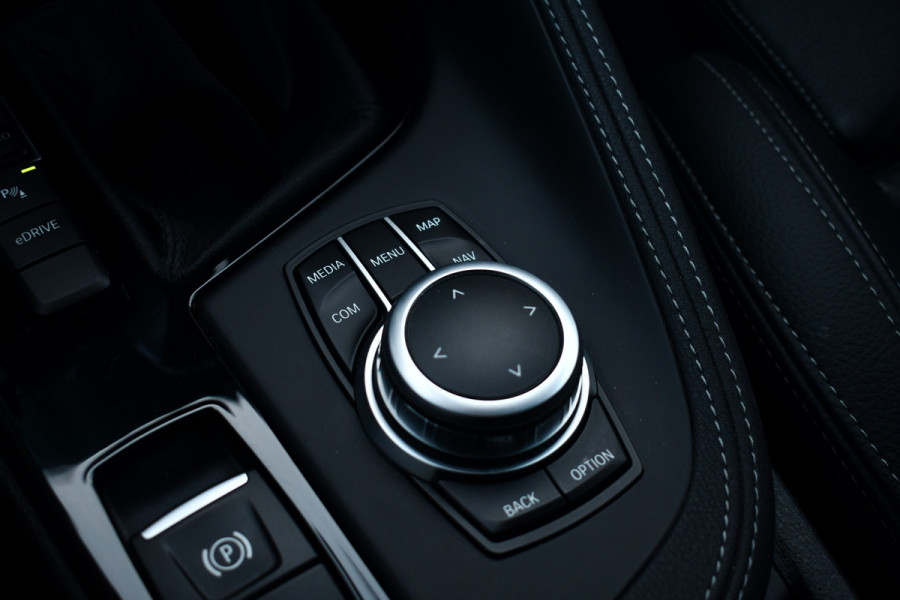 BMW X2 xDrive25e M-Sport Pano ACC H/K HUD El-zetels Camera Carplay