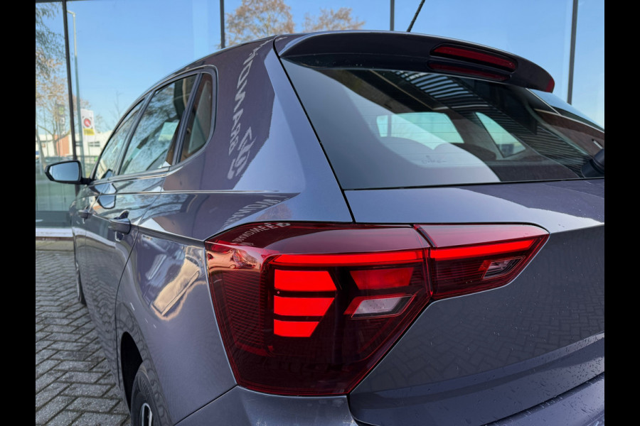 Volkswagen Polo 1.0 TSI Life Business - Automaat - Media Apple/Android - Parkeersensoren - Climate