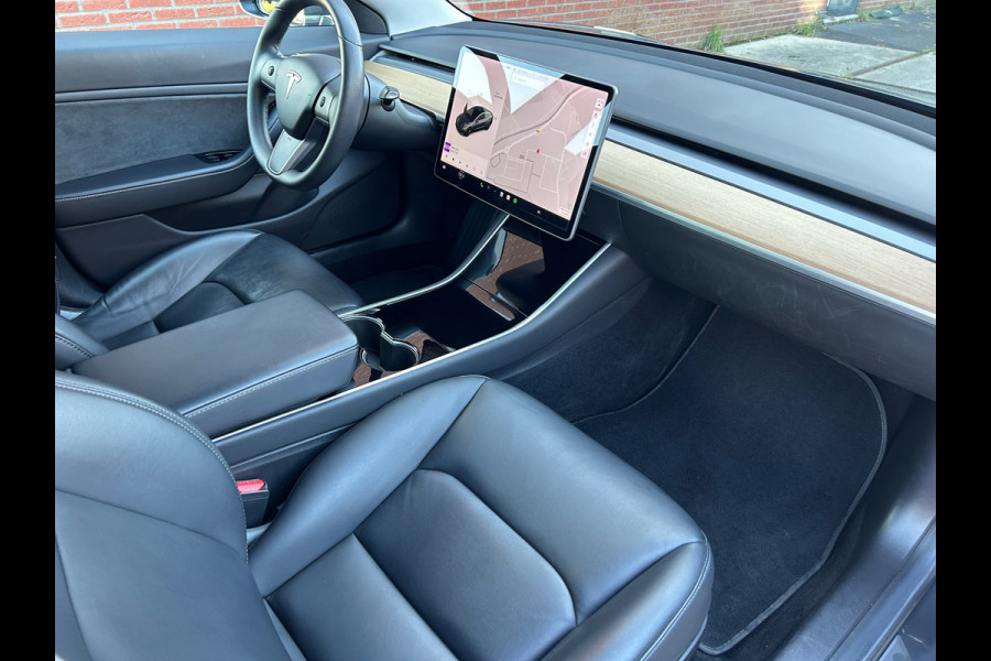 Tesla Model 3 Standard RWD Plus 60 kWh 4X All Season Rijklaarprijs!