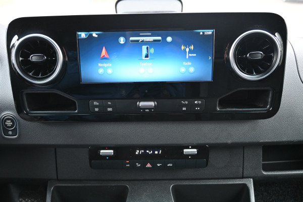 Mercedes-Benz Sprinter 317 CDI L2H2 Pro LED, Geveerde stoel, Navigatie met camera