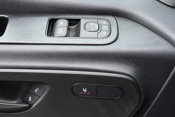 Mercedes-Benz Sprinter 317 CDI L2H2 Pro LED, Geveerde stoel, Navigatie met camera