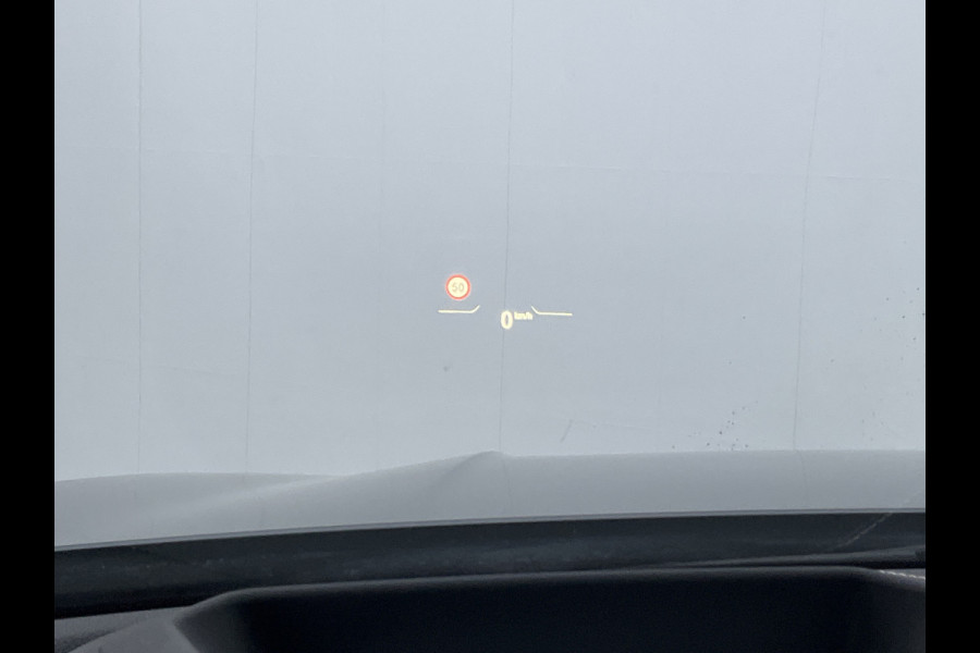 BMW 1-serie 120i M-Sport Automaat Pano.dak Leer Stoel/Stuurverw HUD Carplay Stoelverw Led VOL!