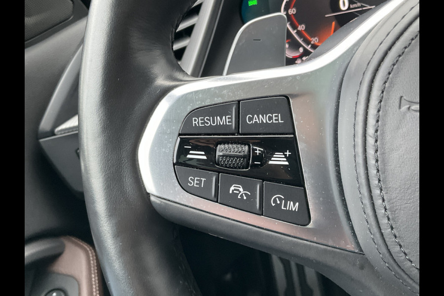 BMW 1-serie 120i M-Sport Automaat Pano.dak Leer Stoel/Stuurverw HUD Carplay Stoelverw Led VOL!