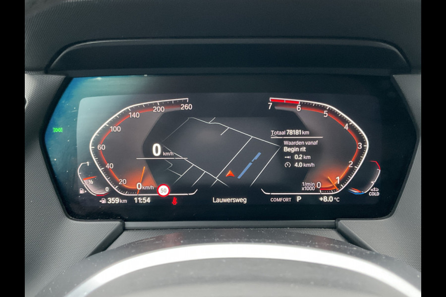 BMW 1-serie 120i M-Sport Automaat Pano.dak Leer Stoel/Stuurverw HUD Carplay Stoelverw Led VOL!