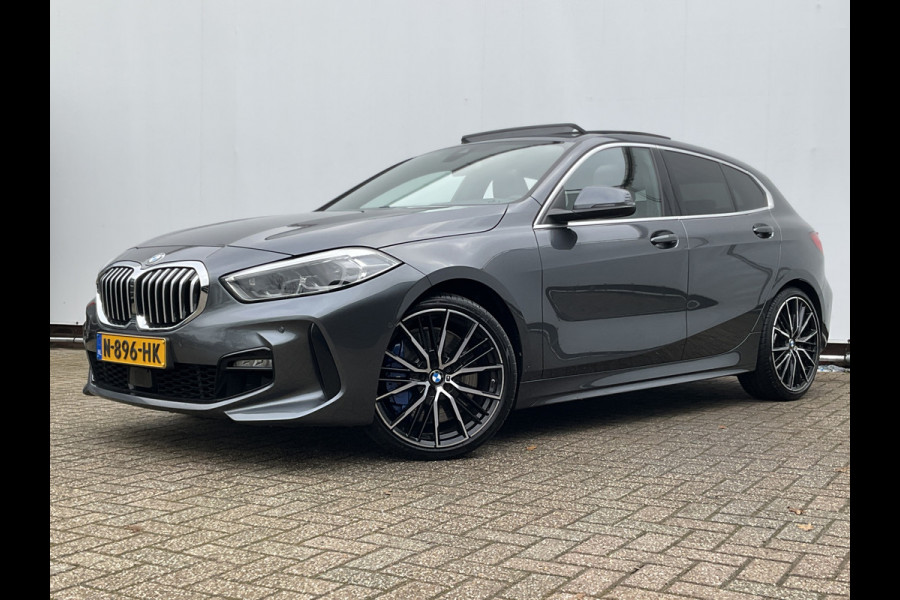 BMW 1-serie 120i M-Sport Automaat Pano.dak Leer Stoel/Stuurverw HUD Carplay Stoelverw Led VOL!