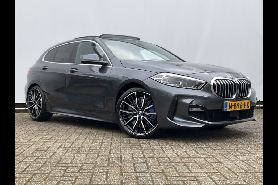 BMW 1-serie 120i M-Sport Automaat Pano.dak Leer Stoel/Stuurverw HUD Carplay Stoelverw Led VOL!