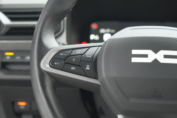 Dacia Bigster 1.8 Hybrid 155 Journey | 360 Camera | Pack Winter | Schuif-/Kanteldak | Elektronische Kofferklep | Adaptieve Cruise Control