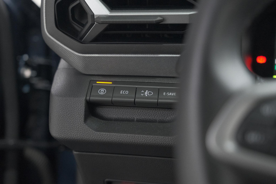 Dacia Bigster 1.8 Hybrid 155 Journey | 360 Camera | Pack Winter | Schuif-/Kanteldak | Elektronische Kofferklep | Adaptieve Cruise Control