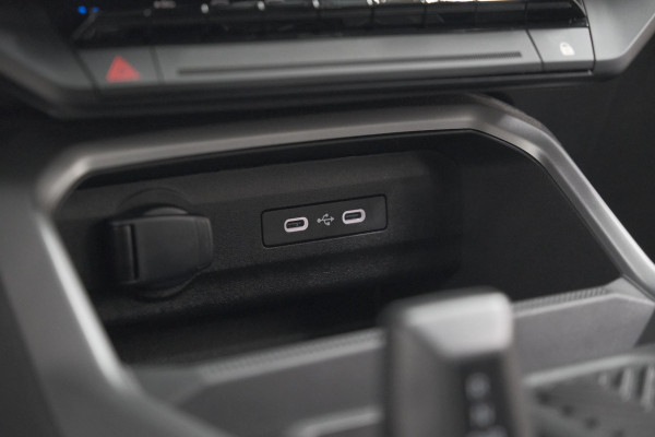 Dacia Bigster 1.8 Hybrid 155 Journey | 360 Camera | Pack Winter | Schuif-/Kanteldak | Elektronische Kofferklep | Adaptieve Cruise Control