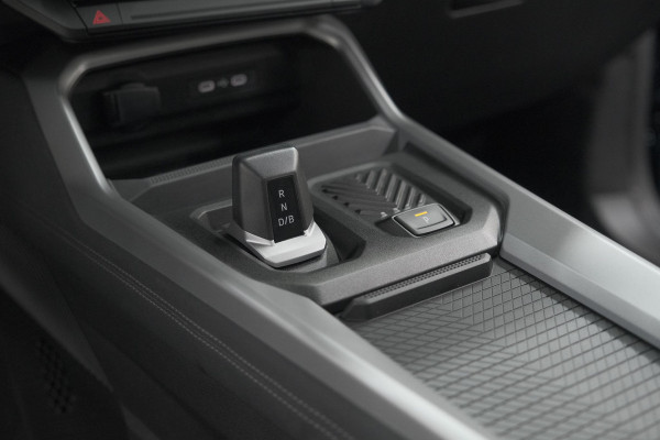 Dacia Bigster 1.8 Hybrid 155 Journey | 360 Camera | Pack Winter | Schuif-/Kanteldak | Elektronische Kofferklep | Adaptieve Cruise Control