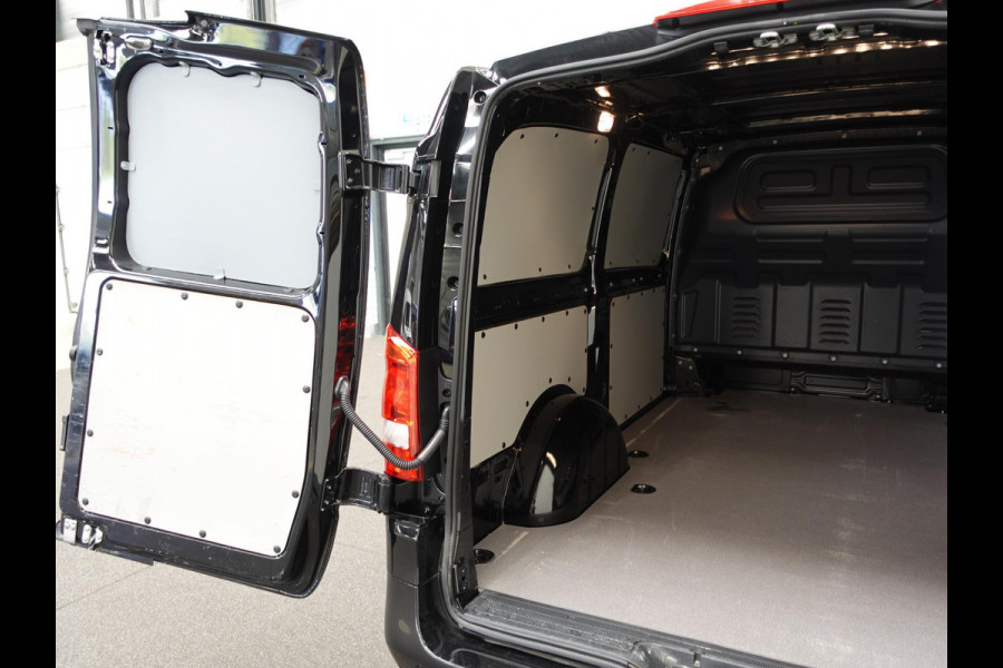 Mercedes-Benz Vito 114 CDI Automaat L2H1 Lang Navigatie Camera Cruise control Trekhaak Airco Euro6