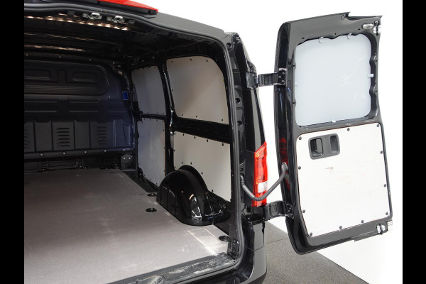 Mercedes-Benz Vito 114 CDI Automaat L2H1 Lang Navigatie Camera Cruise control Trekhaak Airco Euro6