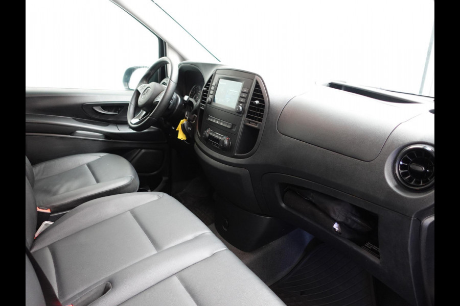 Mercedes-Benz Vito 114 CDI Automaat L2H1 Lang Navigatie Camera Cruise control Trekhaak Airco Euro6