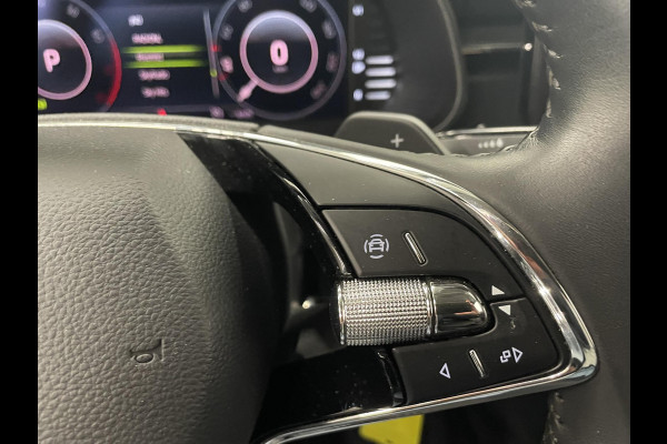 Škoda Kamiq 1.0 TSI Clever Aut Business Pakket Rijassisent Inductielader Navi Apple Carplay Amundsen Speakers Adaptieve Led Koplampen